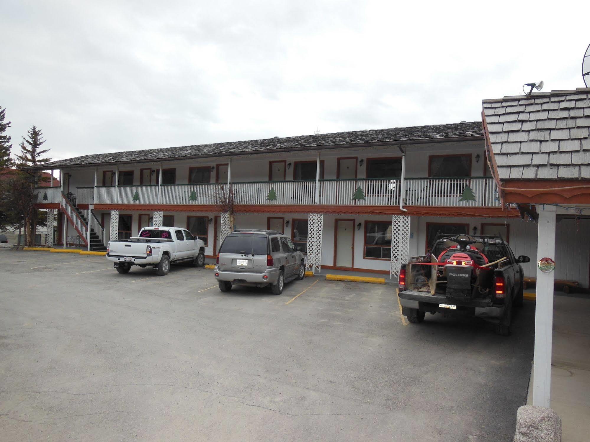 Cedar Motel Radium Hot Springs Εξωτερικό φωτογραφία
